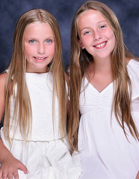 Esposto-Siblings