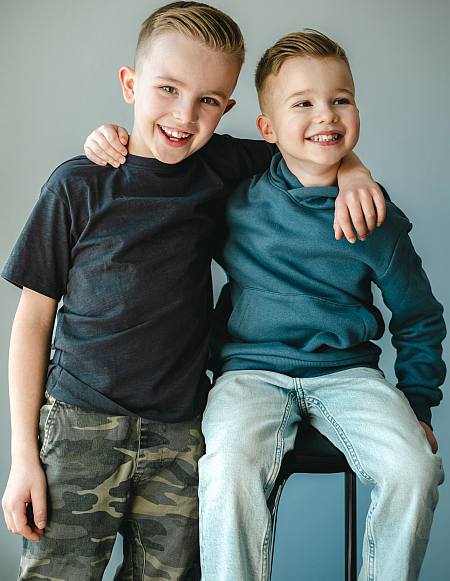 Leonard-Siblings